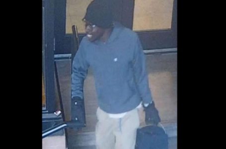 Canada: un Ghanéen jette des seaux d’urine et des excréments humains sur des personnes