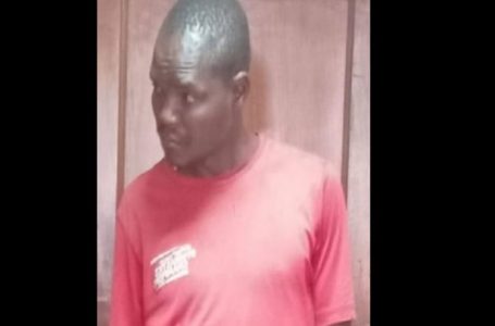Kenya: un homme traduit en justice pour avoir dit à une femme que sa partie intime pue