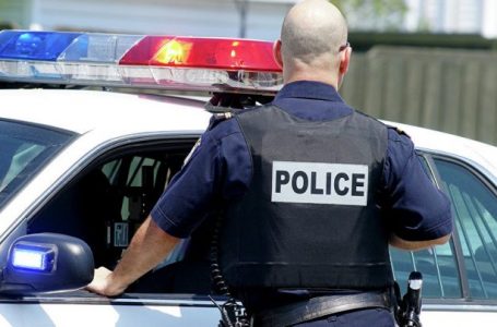 “Meurs, meurs!”: un petit garçon de 9 ans poignarde sa sœur de 5 ans