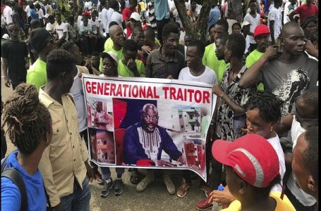 Liberia : des milliers de personnes manifestent contre George Weah