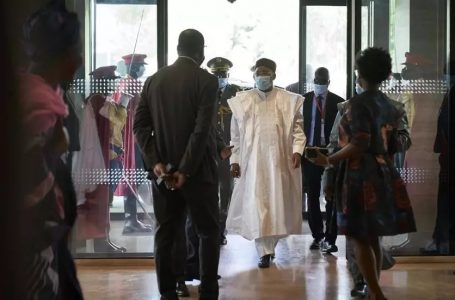 Mali: cinq présidents ouest-africains à Bamako pour tenter de résoudre la crise politique