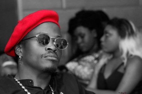 Debordo Leekunfa va reprendre ‘’Tapis vélo’’ de DJ Arafat